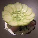 Mirazur - サンレモ（イタリア）の海老 ズッキーニ カルパッチョ オシェトラキャビア