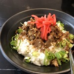 麺家 龍 - 肉丼