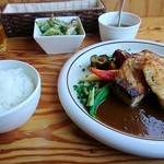 南原食堂 - シイラのムニエル、バジル味噌ソース