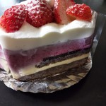 パティスリ・ル・スィエル - カシスバニラ（横から）