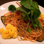 味・ma-ru - パスタランチのパスタは2種類から選べます。これは「蟹のトマトソースパスタ」。