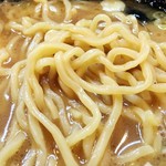 らあめん花月嵐 - 麺は中太のツルシコ麺。