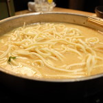 博多もつ鍋おおやま 銀座 - 〆のちゃんぽん麺