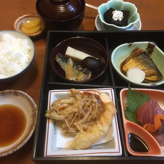 海津市でおすすめの美味しい日本料理をご紹介 食べログ 海津市でおすすめの美味しい日本料理をご紹介 食べログ