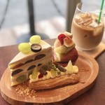 Fukushima Sugar - 3種のぶどうのショートケーキ、ぶどうのエクレア、いちじくのもりもりタルト、アイスオレ