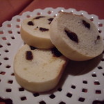 ビストロ・ラ・クッチーナ - 2009/2月：おなじみの自家製パンからスタート