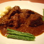 ビストロ・ラ・クッチーナ - 2009/2月：牛頬肉の赤ワイン煮込み