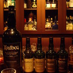 シャンクス - 2009/1月：ARDBEG Mor（4.5L）デカっ！（左）