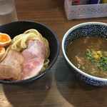 煮干しつけ麺 宮元 - 味玉極濃煮干しつけ麺（970円）