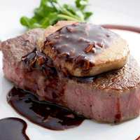 フォアグラと熟成肉のロッシーニ風