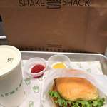 SHAKE SHACK - 