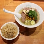 麺屋 六感堂 - 限定チャコ飯 松茸五目御飯＋松茸と炙りサーロインＳＯＢＡ＋炙り雲丹トッピング