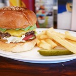 ファイヤーハウス - アボカドバーガー チーズトッピング