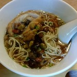 酒楽亭 空庵 - 色彩りの納豆に中太麺。