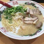 中華そば 満丸 - 料理写真:中華そば みそ味  ¥800  
細切りチャーシュー