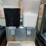 厚得福湯包麵食專賣店 - 紅茶と豆乳はセルフで飲み放題