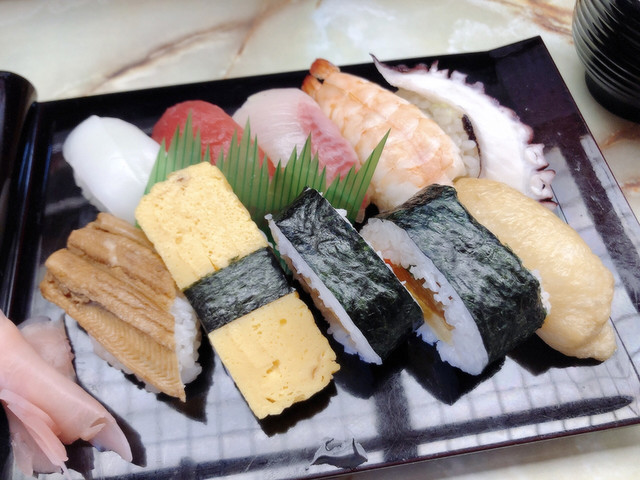 二鶴すし - 津/寿司 | 食べログ