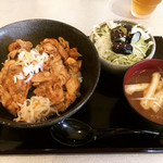 ご飯屋 あさとや - 肉丼 ¥680-