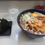 長寿庵 - 天玉うどん(340円)大盛(60円)とおにぎり(おかか、ツナマヨ各100円)