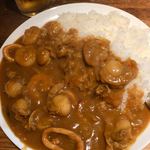 はじめ鮮魚店 - 特製海鮮カレー900円大盛＋100円