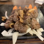 Ikinari Suteki - 乱切りカットステーキ