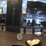 虎 TIGER - カウンター内