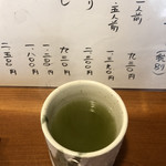 鮨八 - ドリンク写真:お茶も美味しい