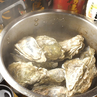 当店一番人気！「牡蠣のガンガン焼き」