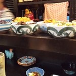 こいそ - こんな大皿が24個も