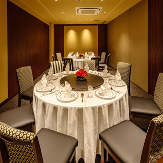 個室ご用意あり！高級感のある落ち着いた店内