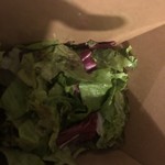 ジ アレイ - 鉄観音リーフと赤い野菜のサラダ一段目