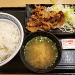 Yoshinoya - 牛カルビ生姜焼定食 大盛り　750円