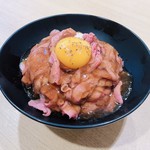 ローストビーフ星 - ローストビーフ丼 並盛