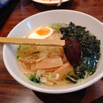 上海華龍 - 【2019.9.27(金)】本日の日替わり①の塩味ラーメン