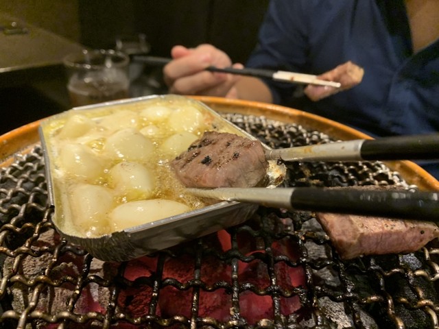 炭火焼ホルモン かぶん>