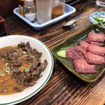 Katsura - 馬刺しと馬肉の肉皿