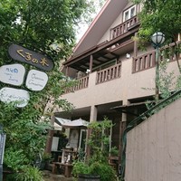 RISTORANTE IL NODO - 右側に写っている外階段を上がって行きます。