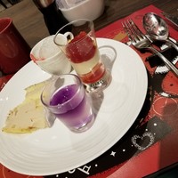 フォルク キッチン オールデイダイニング  - 