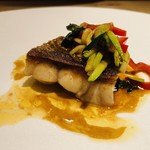 フロレゾン - 愛媛県産真ハタのポワレ　ヒュメドポアソンとフォンドボーのソース　レモンの香り