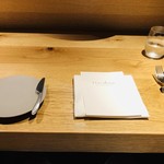 フロレゾン - カウンターセッティング