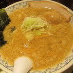 東京豚骨拉麺　ばんから - 背脂の海
