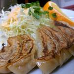 中華料理ニイハオ - 餃子も侮る無かれ。手作り餃子ならではの皮の旨みと餡の旨みが渾然一体で、陶然となる。