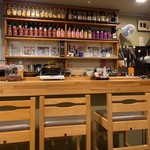 旬の肴と旨い酒 小鈴 - 店内