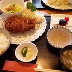 Tonkatsu Rantei - 厚切りロースカツ定食