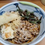 加賀 - 納豆そば（冷）＋ちくわ天全景