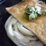 いりこぶ家 - きつねぶっかけ（小・アップ）