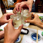 庄ちゃん寿司 - 日本酒でカンパーイ！