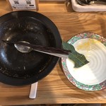 カフェアンドショップ ロータスランド - 2019/09/28
      おまかせセット 550円
      ・トマトと卵のトマ卵麺
      ・青パパイヤの和え物
      ・じゃが芋もち
      ・フレッシュサラダ
      ・ミニライス