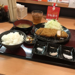 とんかつ 粟島 - 国産ロースかつ定食