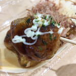 鞍馬 - たこ焼き8個ソース（税込 520円）評価＝△